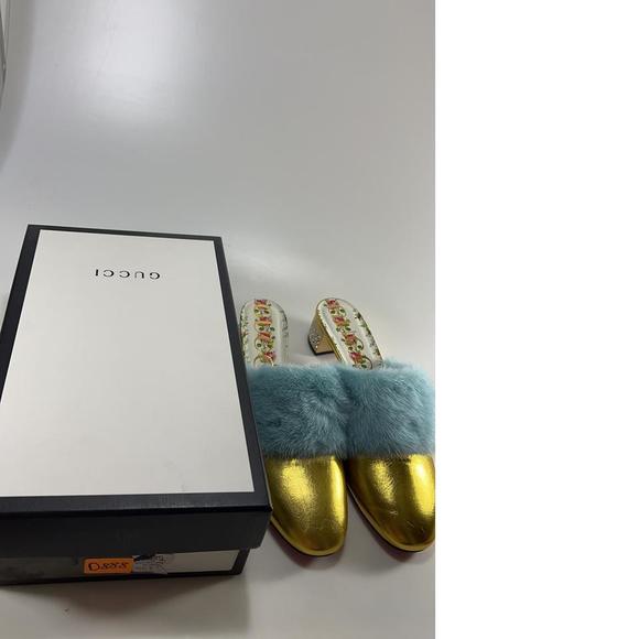 Gucci 41 Gold Metallic Aqua Mink Fur Crystal Heel Mules Slides D888 - Picture 2 of 12